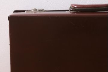 アンティーク雑貨　レトロな魅力が漂うトランク(鞄、カバン、収納、ディスプレイ)(R-042822)