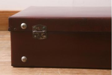 アンティーク雑貨　レトロな魅力が漂うトランク(鞄、カバン、収納、ディスプレイ)(R-042822)