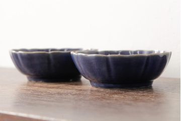 アンティーク雑貨　江戸期　古伊万里　瑠璃釉金彩花文なます皿2枚(中皿、和食器)(R-042825)