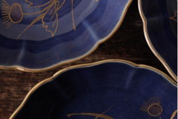 アンティーク雑貨　江戸期　古伊万里　瑠璃釉金彩花文なます皿3枚(中皿、和食器)(R-042829)