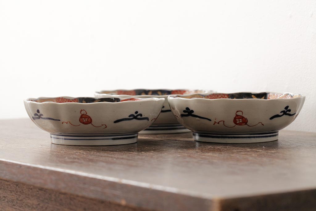 アンティーク雑貨　明治期　伊万里焼　金彩色絵なます皿3枚(中皿、和食器)(R-042832)