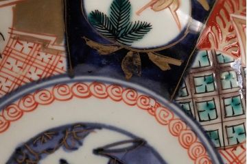 アンティーク雑貨　明治期　伊万里焼　金彩色絵なます皿3枚(中皿、和食器)(R-042832)