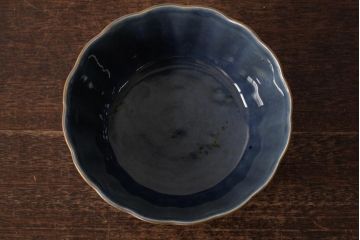 アンティーク雑貨　江戸期　古伊万里　瑠璃金輪花深鉢(深皿、和食器)(R-042838)