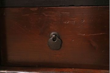 アンティーク家具　前面ケヤキ材　鉄脚リメイク　竹に雀　漆塗りがきれいな二本松箪笥ローボード(リビングボード、テレビボード)(R-042840)