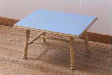 レトロ家具　昭和中期　ペイント家具　淡い色味が爽やかなローテーブル(R-042855)