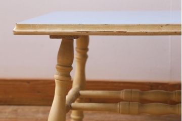レトロ家具　昭和中期　ペイント家具　淡い色味が爽やかなローテーブル(R-042855)