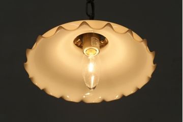 イギリスヴィンテージ　ラグジュアリーな空間を演出してくれるペンダントライト(天井照明、シェード、ビンテージ)(R-042856)