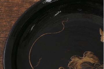 アンティーク雑貨　明治大正期　葡萄に蝿　蒔絵　木製菓子皿(漆器)(R-042864)