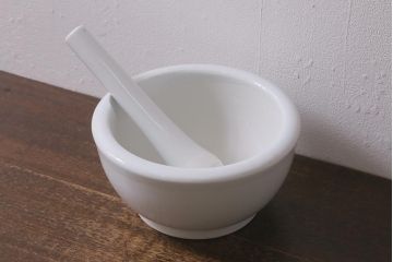 アンティーク雑貨　古道具　昭和期のレトロな乳鉢(乳棒付き)(R-042865)