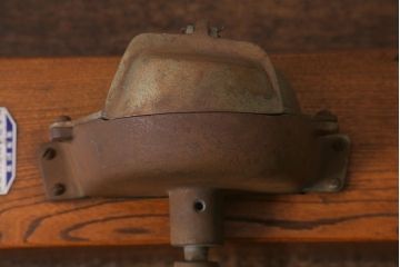 アンティーク雑貨　昭和レトロ　手廻式鰹節削器(古道具)(R-042867)