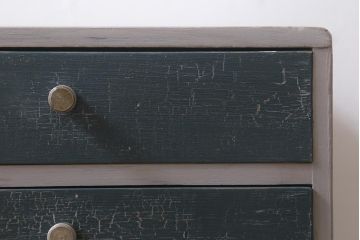 和製アンティーク　アンティークペイント　昭和中期　ユニセックスなデザインが魅力の小引き出し(小物収納)(R-042883)