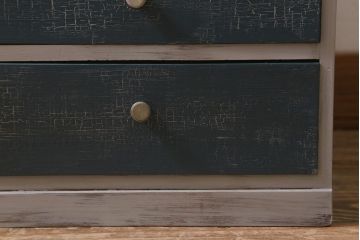 和製アンティーク　アンティークペイント　昭和中期　ユニセックスなデザインが魅力の小引き出し(小物収納)(R-042883)