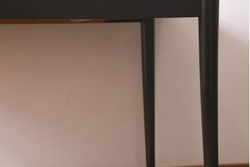 ヴィンテージ家具　北欧ビンテージ　黒塗りの脚がモダンなエクステンションテーブル(ダイニングテーブル、拡張式テーブル)(R-042887)