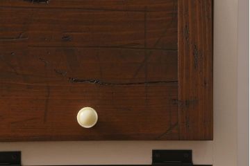 ラフジュ工房オリジナル　6×3マス　古材リメイク　モミの木　ホワイトのペイントが可愛らしいパタパタ扉のマス目棚(収納棚、下駄箱)(R-042892)
