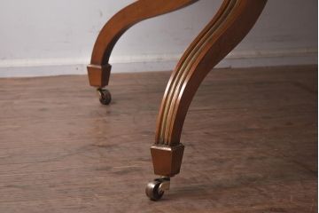 展示品　IDC大塚家具　Baker(ベーカー社)　1939　パイン材　エクステンションテーブル(ダイニングテーブル、ラウンドテーブル)(定価約80万円)(R-042897)