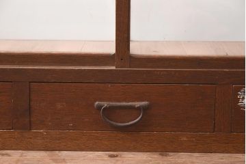 和製アンティーク　昭和レトロ　黄みがかった木色が味わい深いのショーケース(ガラスケース、陳列棚、飾り棚)(R-042898)