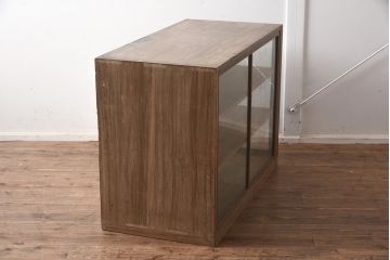 和製アンティーク　昭和初期　総桐材　呉服店で使われていた側面開きのガラスケース(ショーケース、飾り棚、陳列棚)(R-042899)