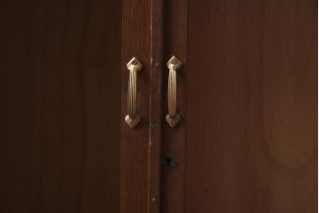 和製アンティーク　大正昭和初期　栓材　大正ロマン　花の透かし彫りが可愛い本箱(ブックケース、収納棚、飾り棚、キャビネット)(R-042904)