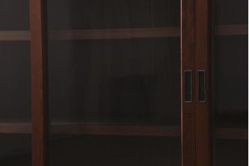 アンティーク家具　脚付きリメイク　ヒノキ材　4枚引き戸の6尺水屋サイドボード(水屋箪笥、戸棚、収納棚)(R-042906)