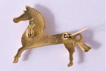 ヴィンテージアクセサリー　馬のモチーフのビンテージブローチ(R-042912)