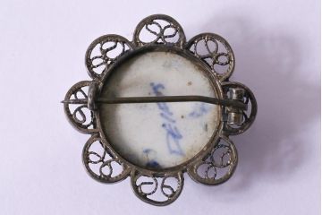 ヴィンテージアクセサリー　デルフト焼き　オランダの風車が描かれたビンテージブローチ(R-042916)
