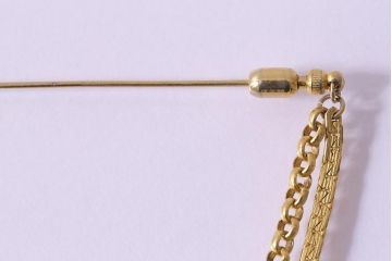 ヴィンテージアクセサリー　シンプルで上品なチェーンのブローチ(ピンブローチ、ビンテージ)(R-042918)