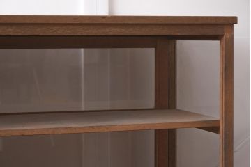 レトロ家具　昭和中期　シンプルで大振りなガラスケース(ショーケース、陳列棚)(R-042933)
