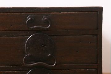 アンティーク家具　明治大正期　大きめの丸金具がアクセントの小引き出し(卓上収納、小物収納)(R-042940)