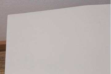 ペイント家具　レトロ家具　ナチュラルな色合いが魅力のサイドテーブル(カフェテーブル、飾り台)(R-042941)