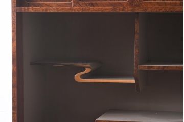 ビンテージ家具　黒柿・ケヤキ材　玉杢　上質な和の雰囲気漂う茶箪笥(茶棚、飾り棚)(R-042946)