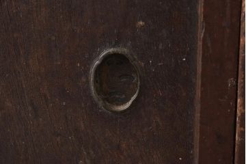 和製アンティーク家具　明治大正期　前面ヒノキ材　モダンな雰囲気漂う小ぶりな水屋箪笥サイドボード(収納棚、戸棚)(R-042948)