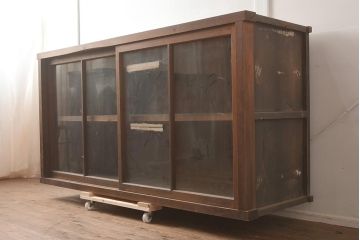 アンティーク家具　ヒノキ材　シンプルなガラス戸棚(サイドボード、キャビネット、収納棚)(R-042952)