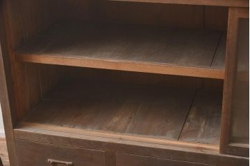 アンティーク家具　ヒノキ材　レトロモダンな重ね戸棚(キャビネット、食器棚、収納棚)(R-042954)