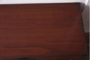 アンティーク家具　明治期　総桐材　漆塗りの箪笥ローボード(ローチェスト、衣装箪笥、時代箪笥、桐箪笥、桐たんす)(R-042963)