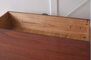アンティーク家具　明治期　総桐材　漆塗りの箪笥ローボード(ローチェスト、衣装箪笥、時代箪笥、桐箪笥、桐たんす)(R-042963)