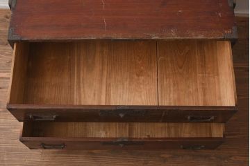 アンティーク家具　明治期　総桐材　漆塗りの箪笥ローボード(ローチェスト、衣装箪笥、時代箪笥、桐箪笥、桐たんす)(R-042964)