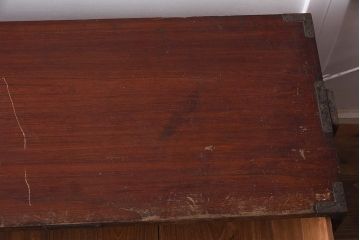 アンティーク家具　明治期　総桐材　漆塗りの箪笥ローボード(ローチェスト、衣装箪笥、時代箪笥、桐箪笥、桐たんす)(R-042964)