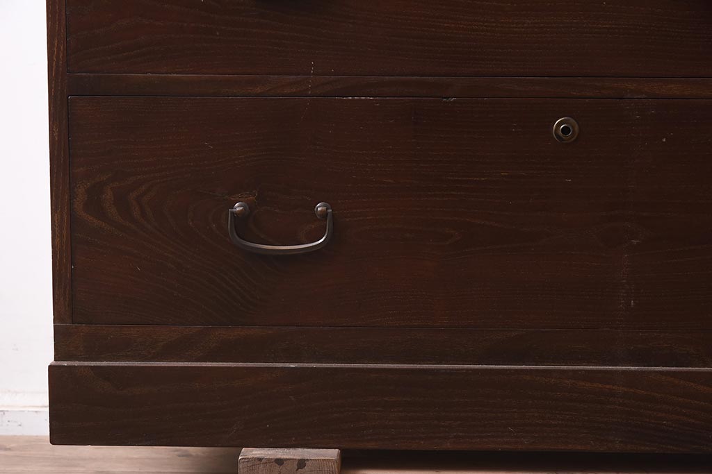 和製アンティーク　昭和中期　三方桑材　桐材　高級品!和モダンな雰囲気づくりにおすすめの重ね箪笥(和箪笥、衣装箪笥)(R-042965)