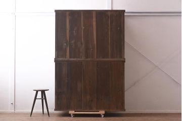 アンティーク家具　和製アンティーク　大正期　味わい深い雰囲気漂うガラス戸棚(収納棚、キャビネット)(R-042966)