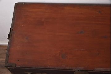 アンティーク家具　和製アンティーク　大正昭和初期　ヒノキ材　三段　和の風格漂う衣装箪笥(和箪笥)(R-042967)