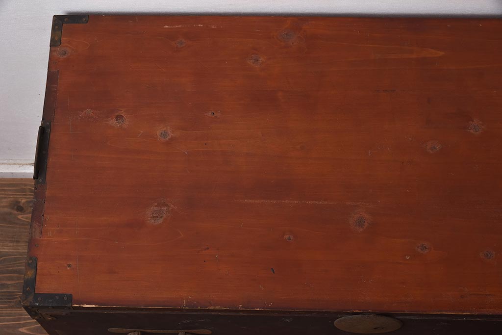 アンティーク家具　和製アンティーク　大正昭和初期　ヒノキ材　三段　和の風格漂う衣装箪笥(和箪笥)(R-042968)