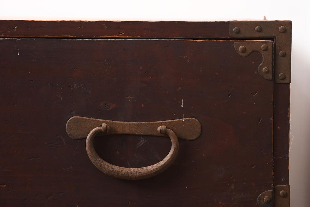 アンティーク家具　和製アンティーク　大正昭和初期　ヒノキ材　三段　和の風格漂う衣装箪笥(和箪笥)(R-042968)