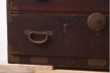 アンティーク家具　和製アンティーク　大正昭和初期　ヒノキ材　三段　和の風格漂う衣装箪笥(和箪笥)(R-042968)