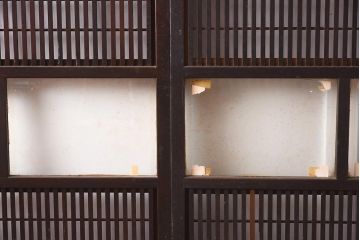 アンティーク建具　昭和初期　裏障子付き　腰板欅(ケヤキ)材　格子戸4枚セット(ガラス帯戸、引き戸)(R-042970)