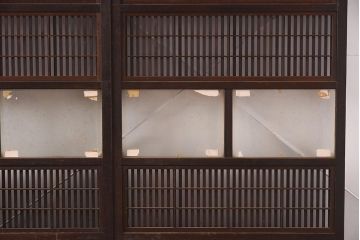 アンティーク建具　昭和初期　裏障子付き　腰板欅(ケヤキ)材　格子戸4枚セット(ガラス帯戸、引き戸)(R-042970)