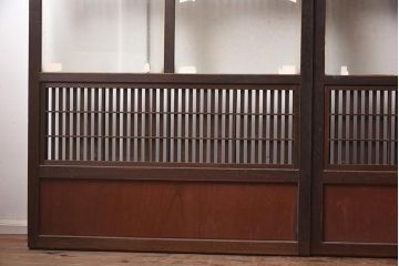 アンティーク建具　昭和初期　裏障子付き　腰板欅(ケヤキ)材　格子戸4枚セット(ガラス帯戸、引き戸)(R-042970)
