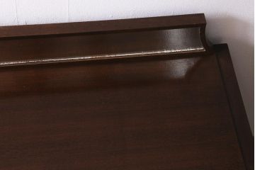 在庫未使用品　IDC大塚家具　ヘンレドン(HENREDON)　Barbara Barry　B8003-06　WN　ナイトテーブル(チェスト)(定価約75万円)(R-042974)