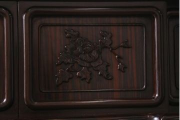 ビンテージ家具　伝統民芸　黒檀材　珍しい六尺サイズの茶棚(飾り棚、戸棚、ヴィンテージ)(R-042976)
