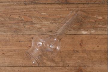 アンティーク雑貨　ブルーのガラスとエンボスがおしゃれなオイルランプ(灯油ランプ)(R-042980)