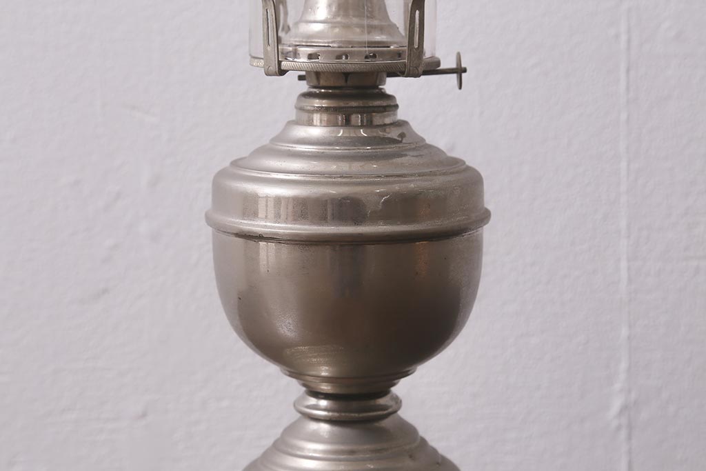 アンティーク雑貨　昭和初期　金属製のボディがおしゃれなオイルランプ(灯油ランプ)(R-042981)